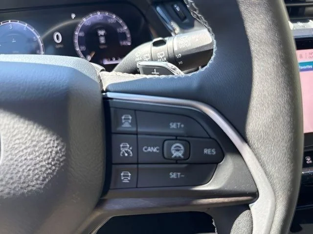 New 2026 Baltic Gray Metallic Clear-Coat Exterior Paint Jeep Limited Reserve image 22