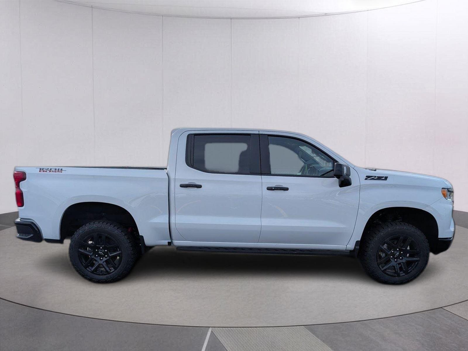 New 2026 Summit White Chevrolet LT Trail Boss image 10