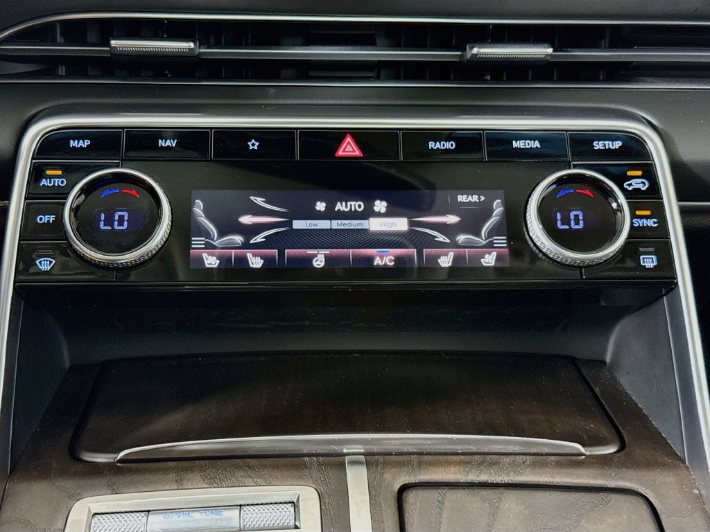 Used 2024 Black Genesis 3.5T Prestige image 16
