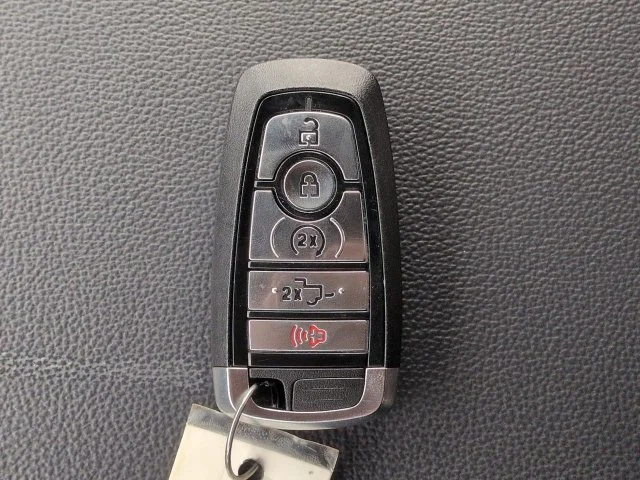 New 2026 Carbonized Gray Metallic Ford Lariat® image 30