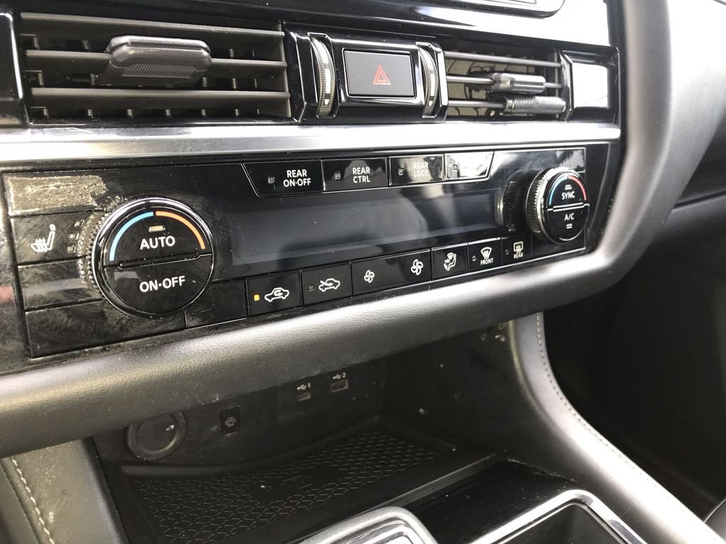Used 2023 Gray Nissan SL image 19