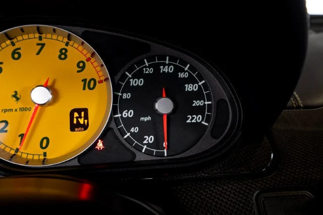 Used 2010 Nero Ferrari  image 40