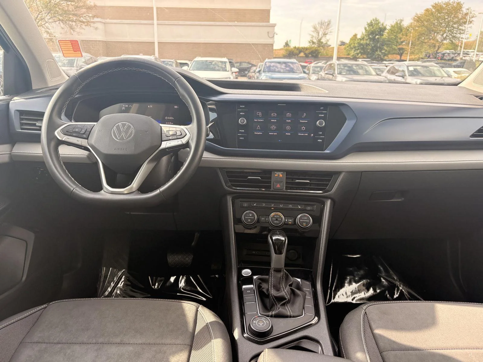 Certified Used 2024 GRAY Volkswagen SE image 15