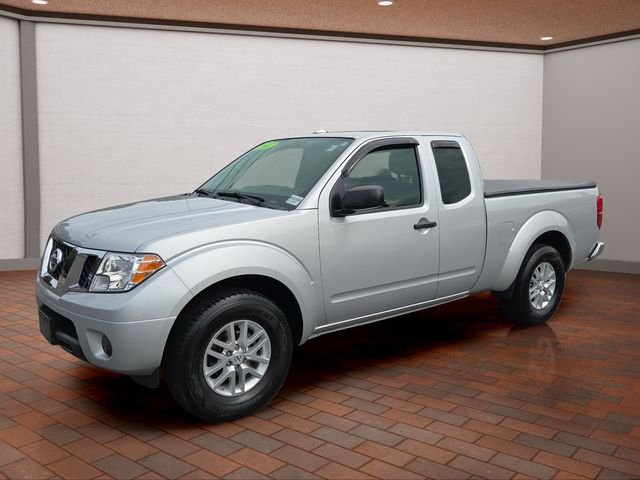 Used 2017 Brilliant Silver Nissan SV image 20