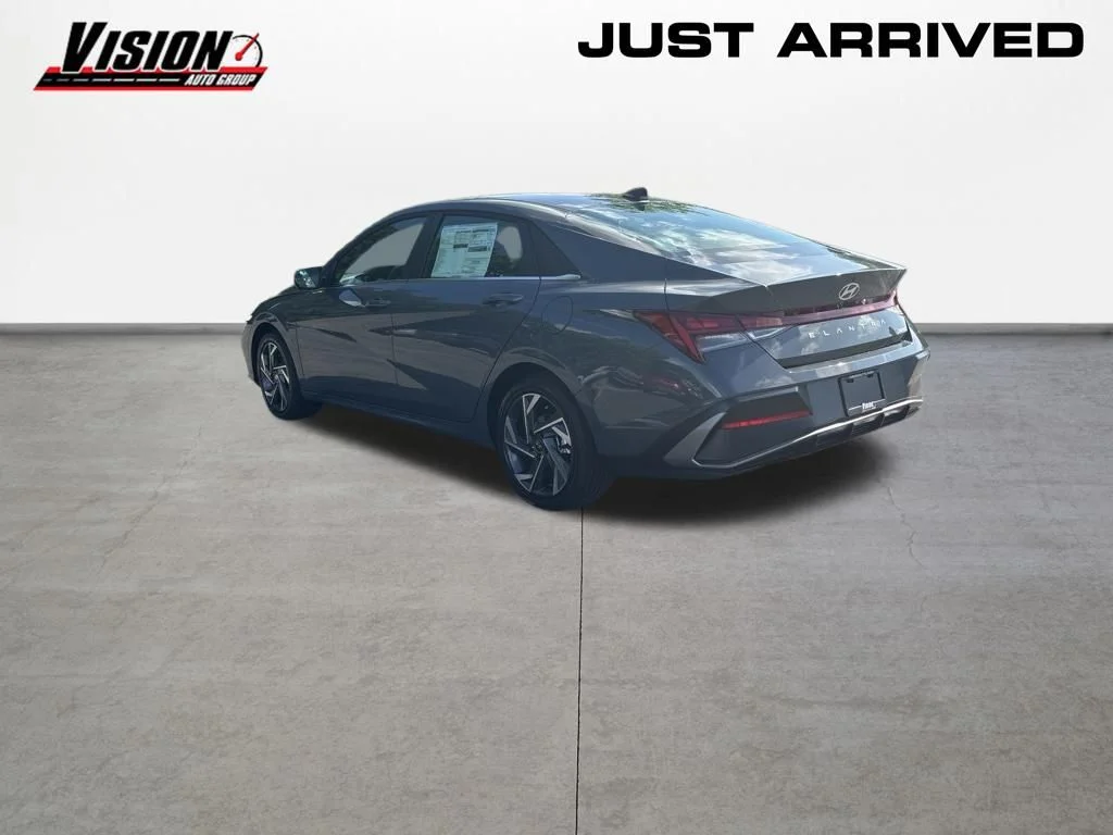 New 2026 Gray Hyundai Limited image 4