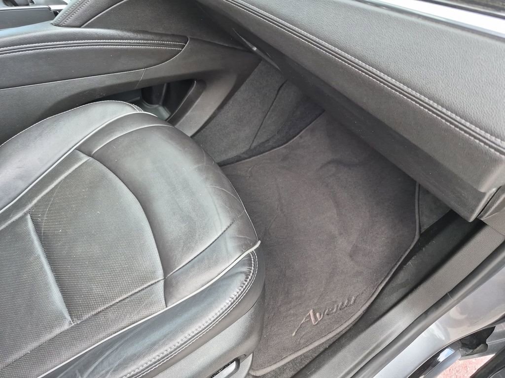 Used 2019 Includes Pitch Dark Night lower exterior accent color.) Buick Avenir image 43
