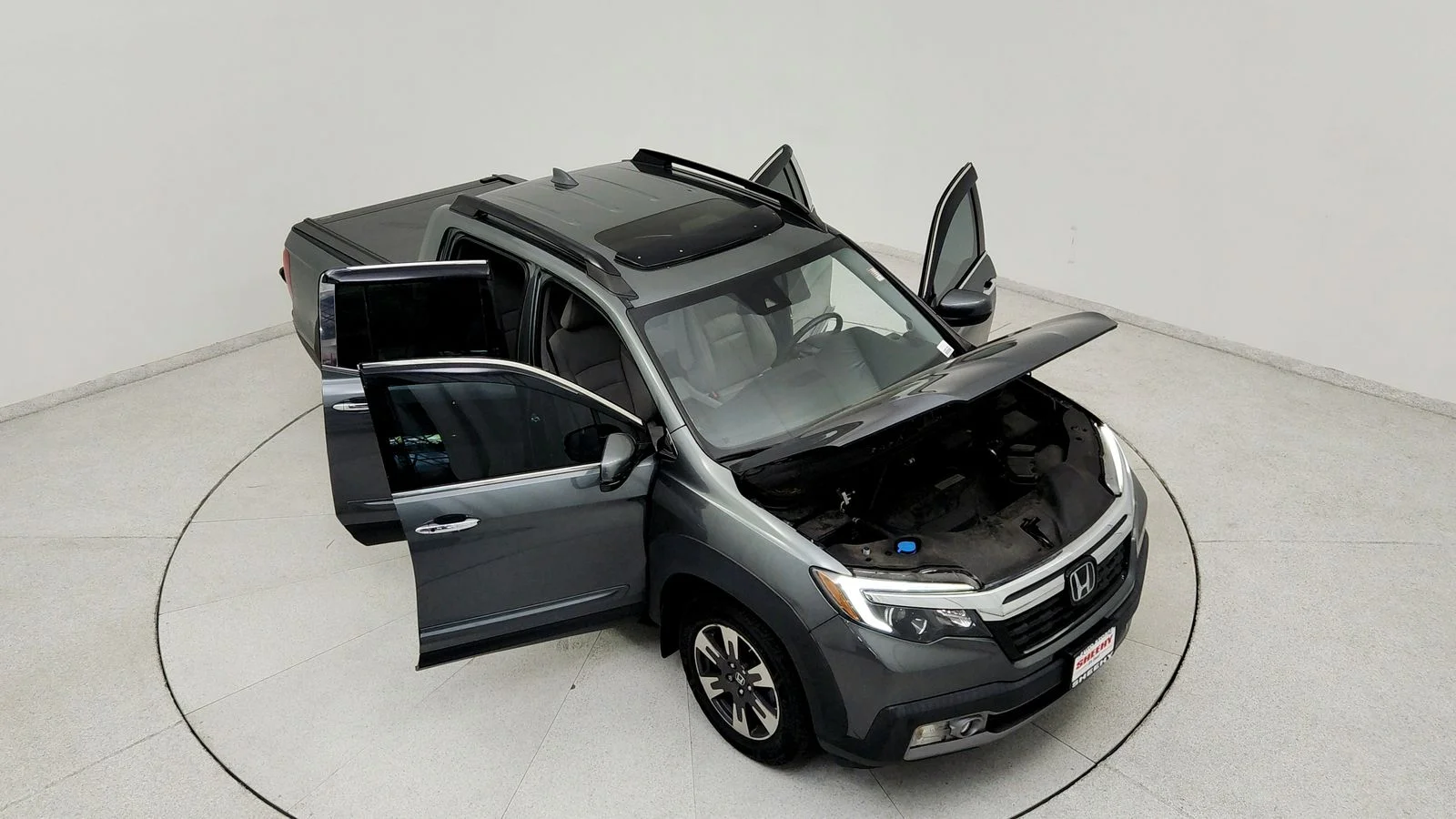 Used 2019 Silver Honda RTL-E image 23