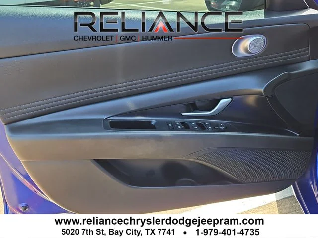 Used 2023 Blue Hyundai SEL image 17