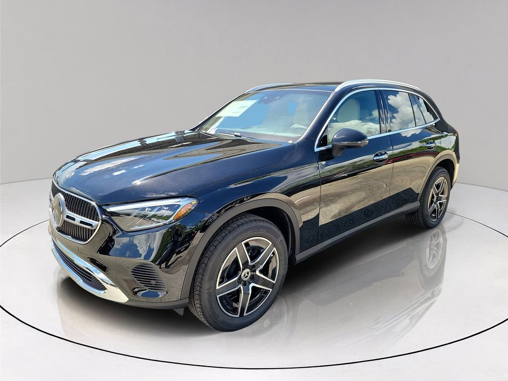 New 2027 Black Mercedes-Benz GLC 300 image 3
