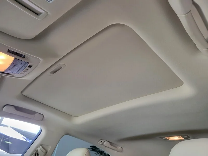 Used 2010 Blue LEXUS FWD 4DR image 10