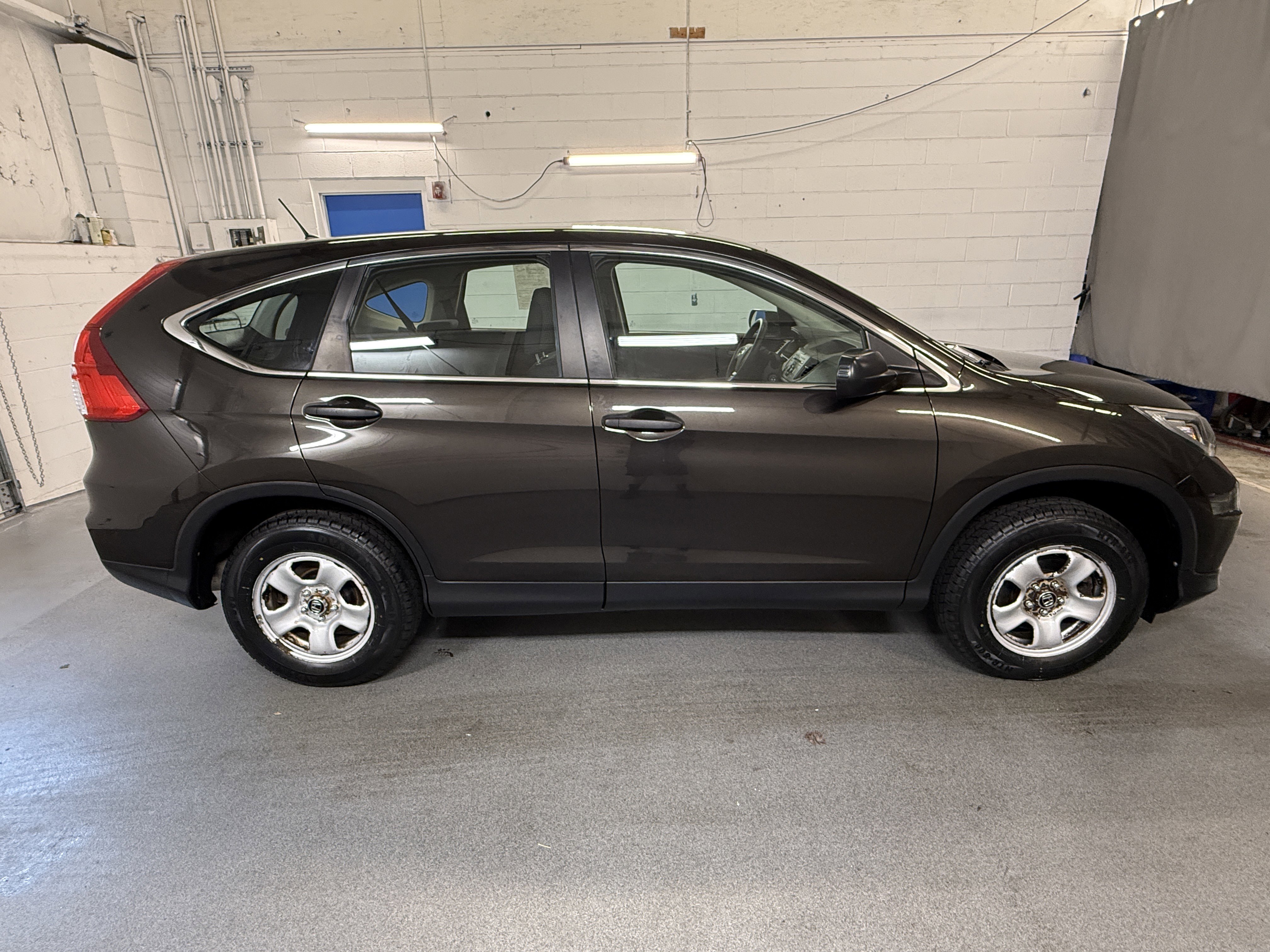 Used 2015 Urban Titanium Metallic Honda LX image 10