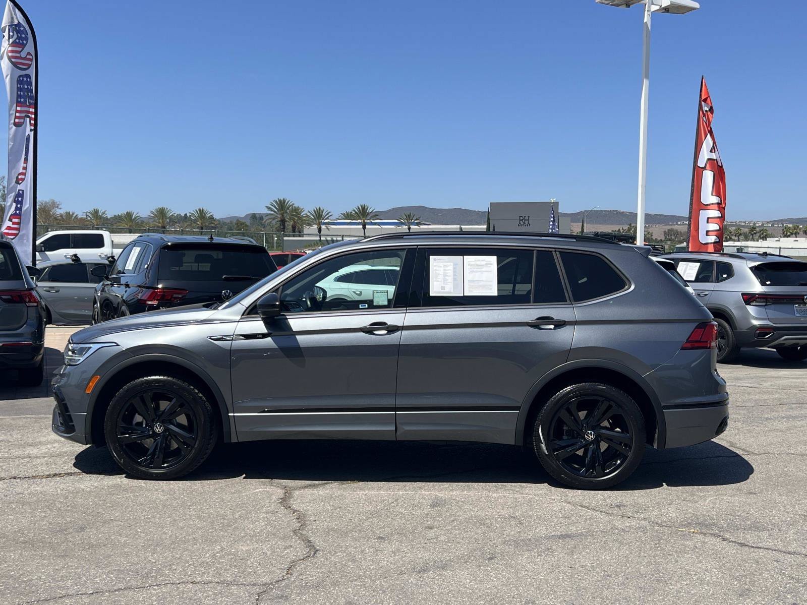 Certified Used 2023 Platinum Gray Metallic Volkswagen SE R-Line Black image 2
