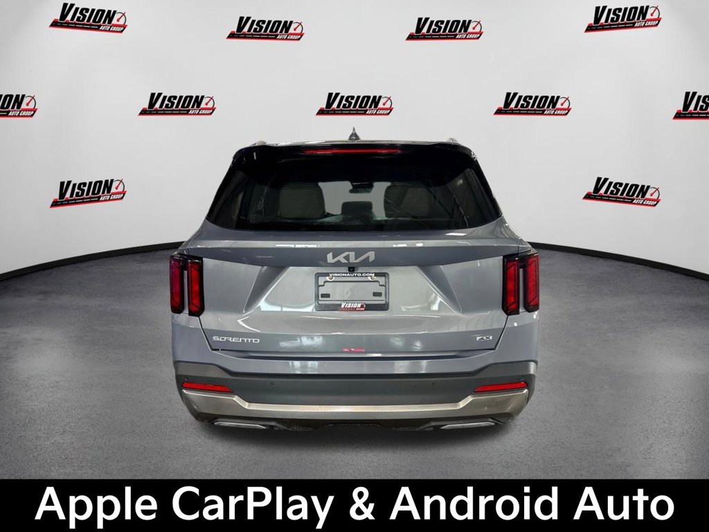 Used 2025 Silver Kia S image 8