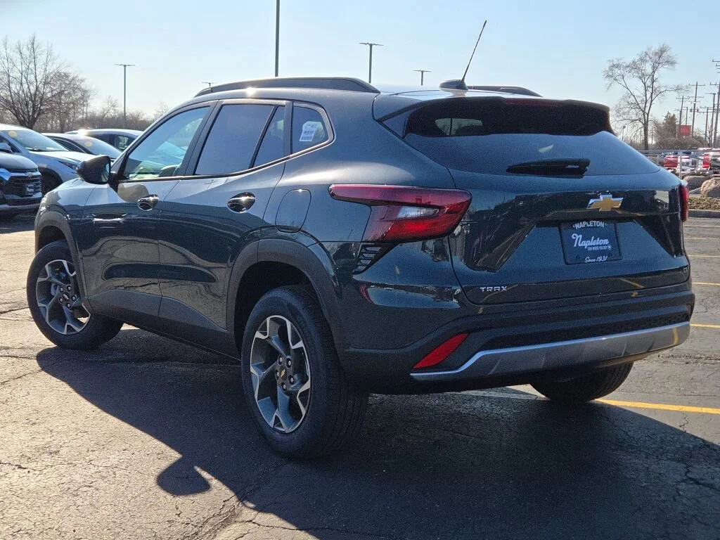 2026 Chevrolet Trax LT - Photo 14
