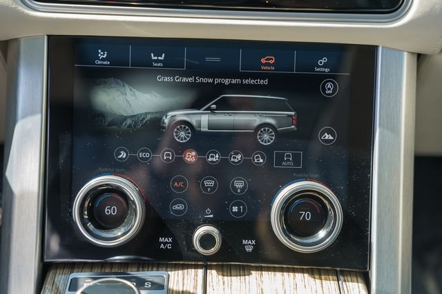 Used 2018 Byron Blue Metallic Land Rover 5.0L V8 Supercharged Autobiography image 28