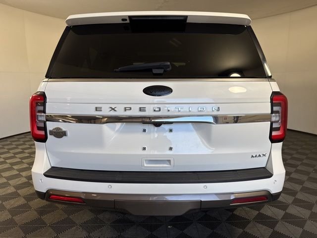 Used 2024 White Ford King Ranch image 25