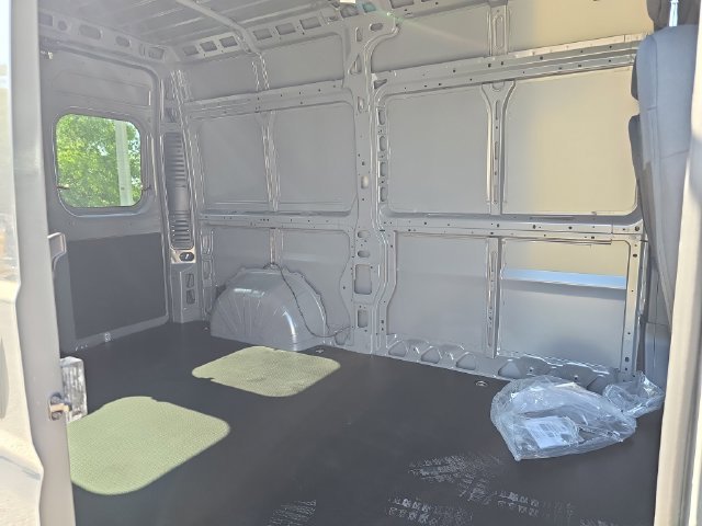 New 2026 Ceramic Gray Clear-Coat Exterior Paint RAM Base image 14