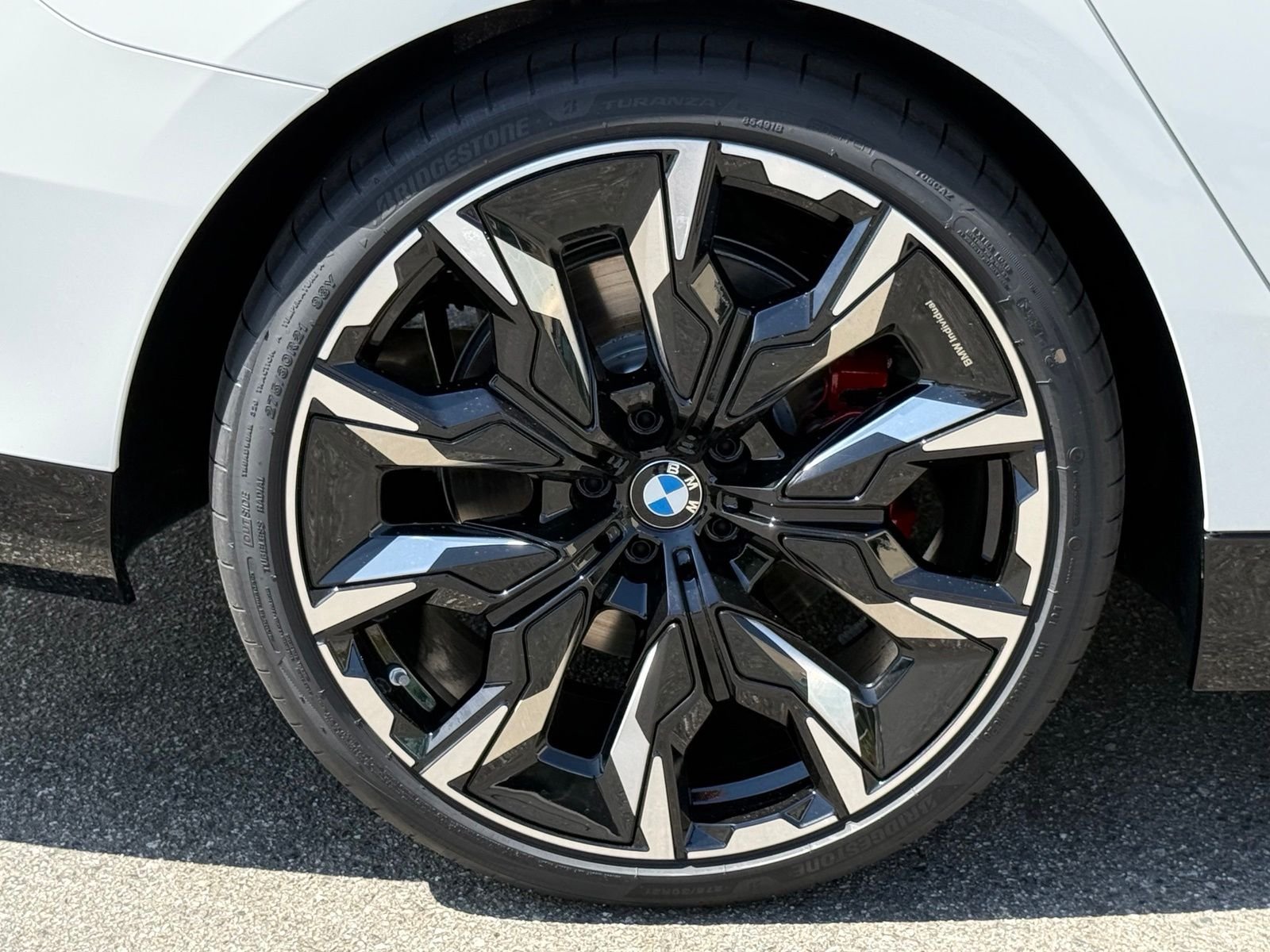 New 2027 Alpine White BMW 530i image 17