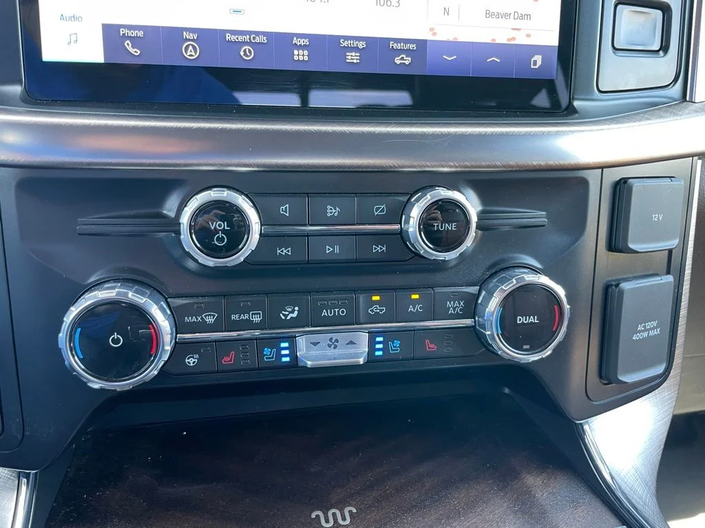 Used 2023 Antimatter Blue Metallic Ford King Ranch image 13