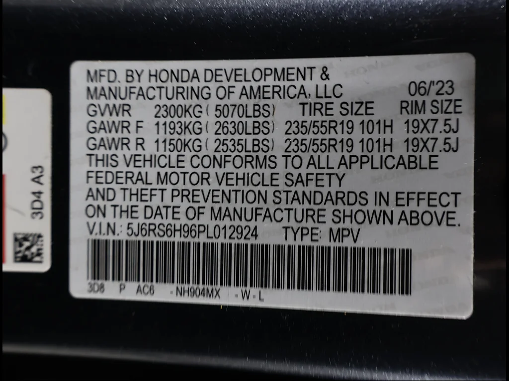 Used 2023 Meteorite Gray Metallic Honda Sport Touring image 12