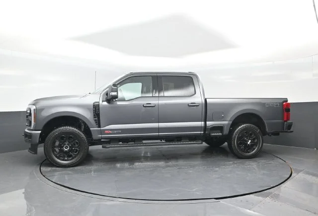 New 2027 Carbonized Gray Metallic Ford F-250® Lariat® image 4