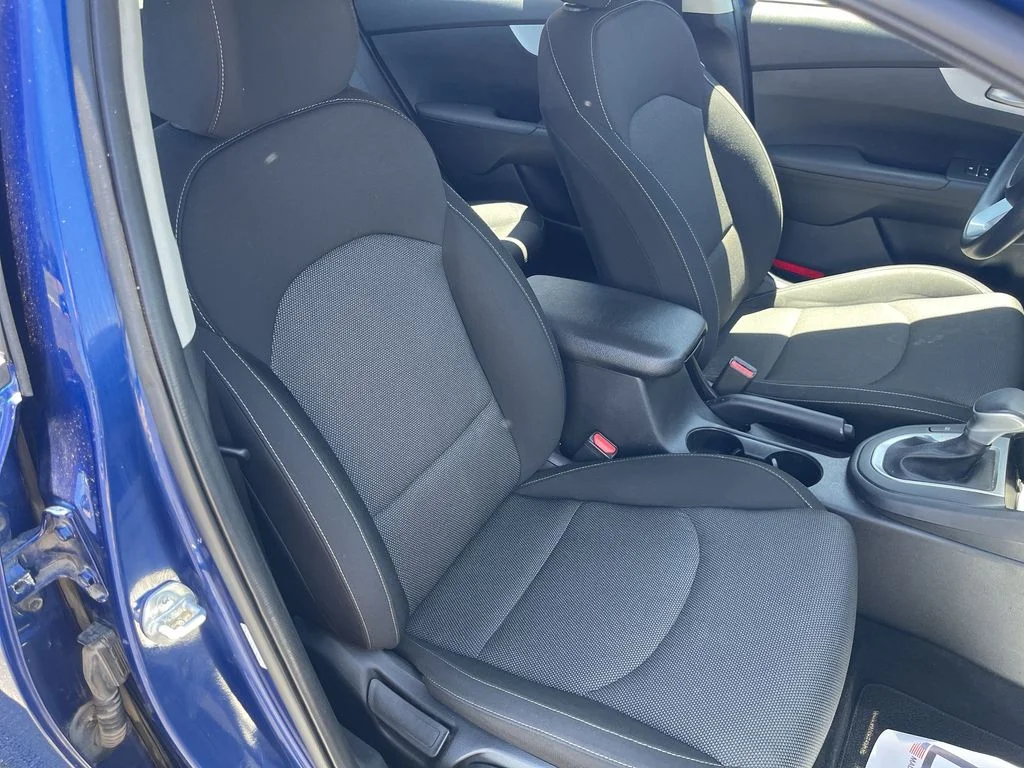 Used 2024 Blue Kia LXS image 26