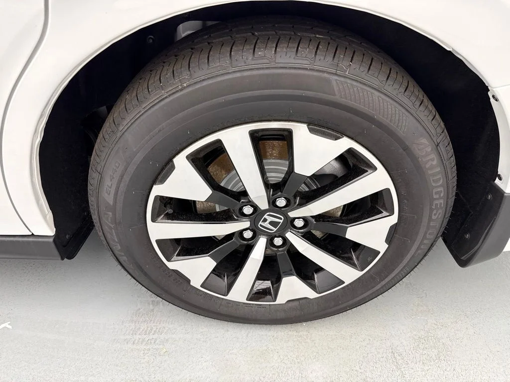 New 2026 Platinum White Pearl Honda EX-L image 6