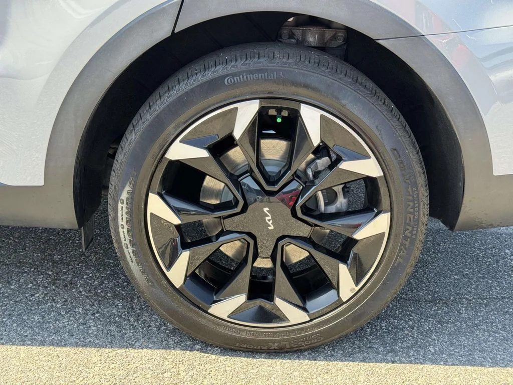Used 2025 Gray Kia EX image 12