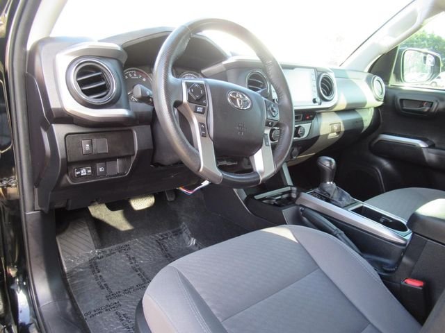Used 2022 Black Toyota SR5 image 18