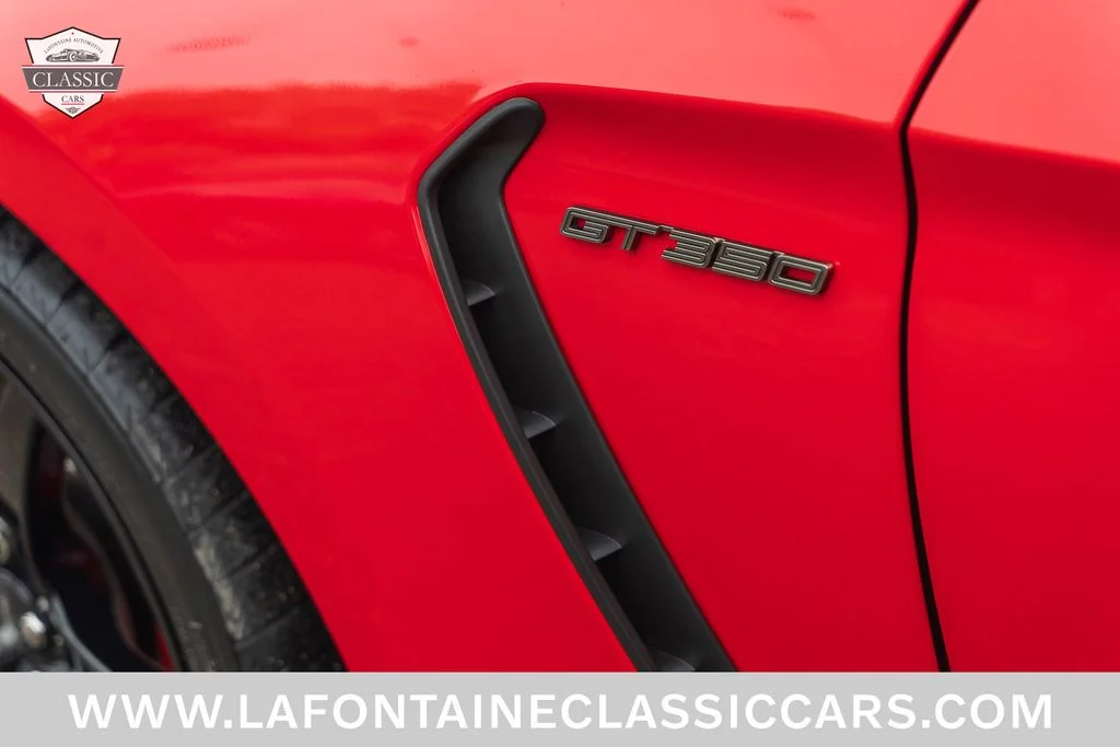 Used 2017 Red Ford Shelby GT350R image 54