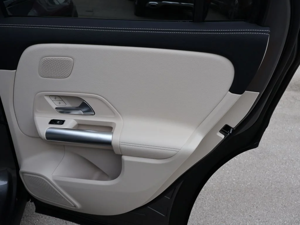 New 2026 Mountain Gray Metallic Mercedes-Benz GLA 250 image 14