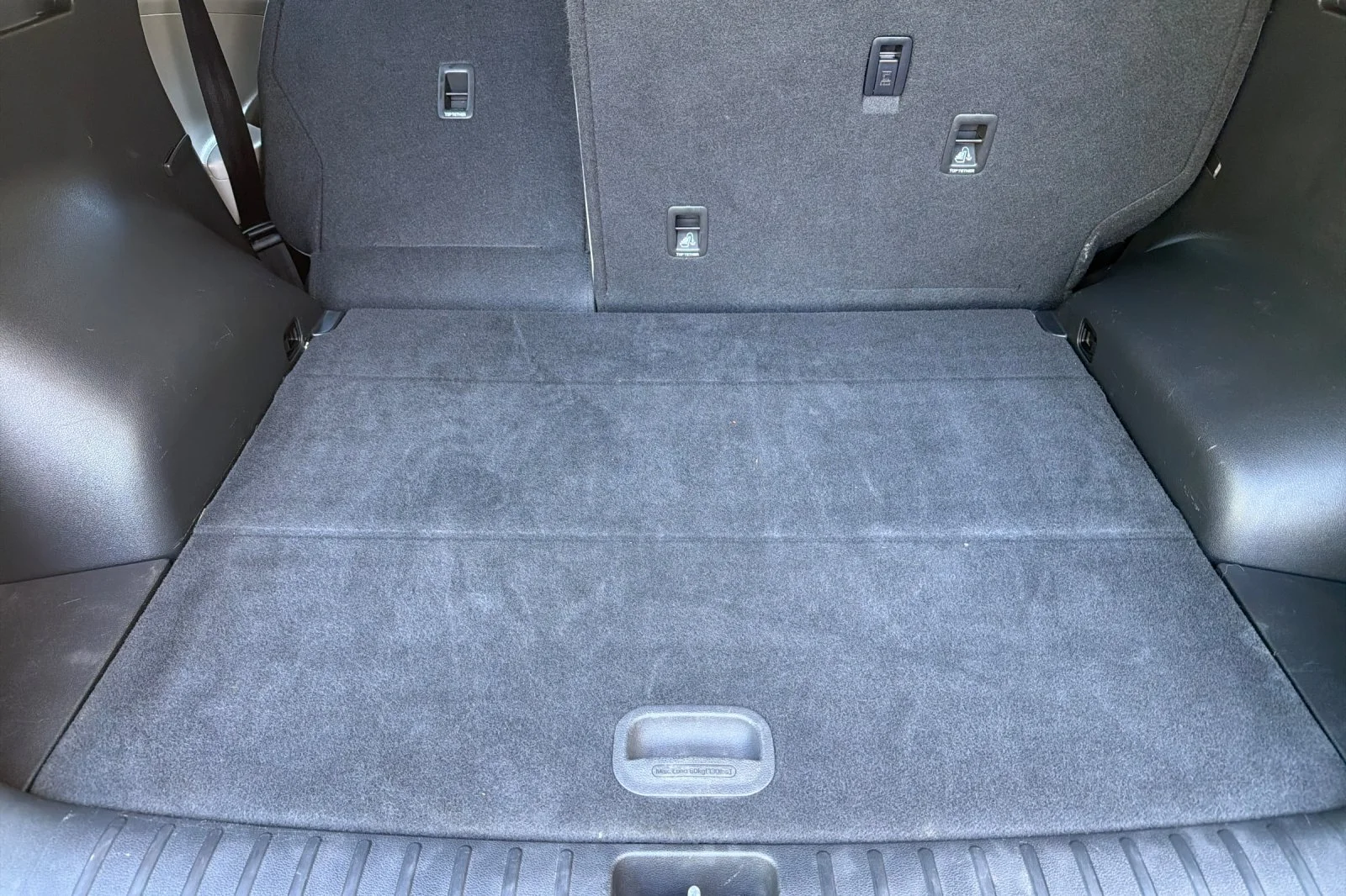 Used 2018 Gray Hyundai SEL image 12