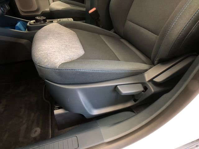 New 2026 Oxford White Ford XLT image 11