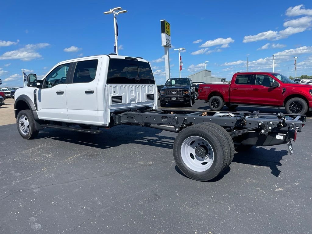 2026 Ford F-550 Super Duty Chassis Cab XL - Photo 6