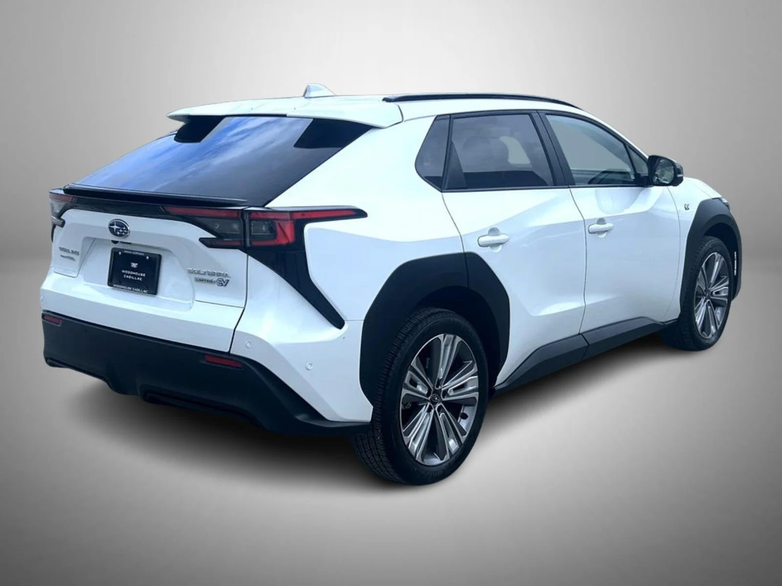 Used 2023 White Subaru Limited image 5