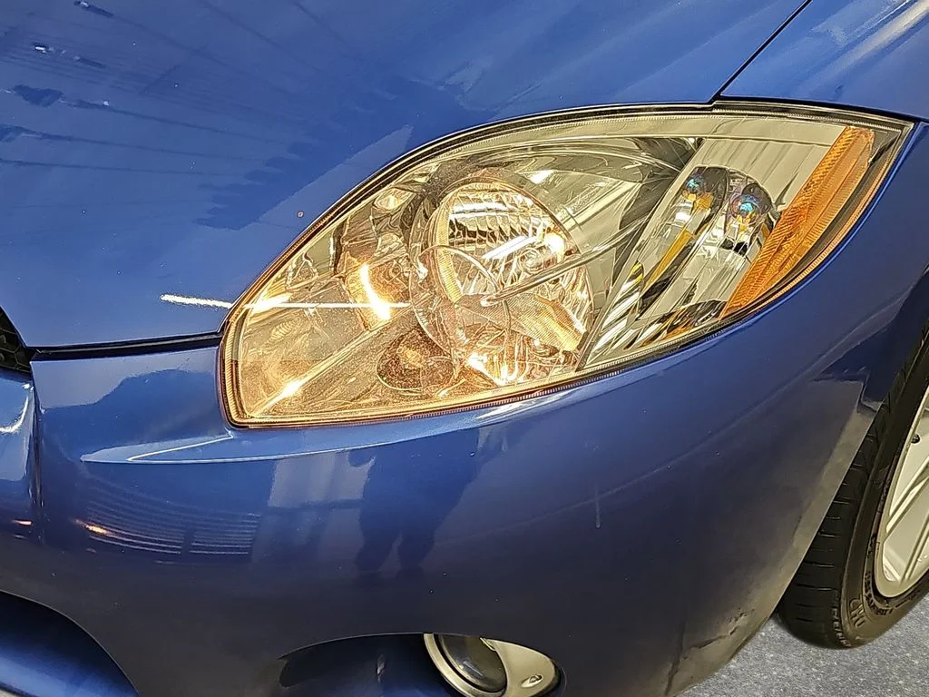 Used 2006  Mitsubishi GT image 31