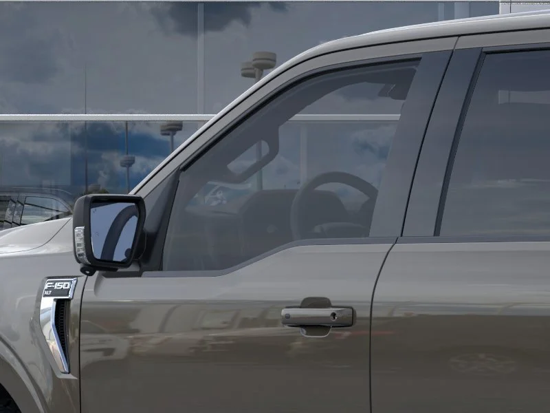 New 2026 Marsh Gray Ford XLT image 21