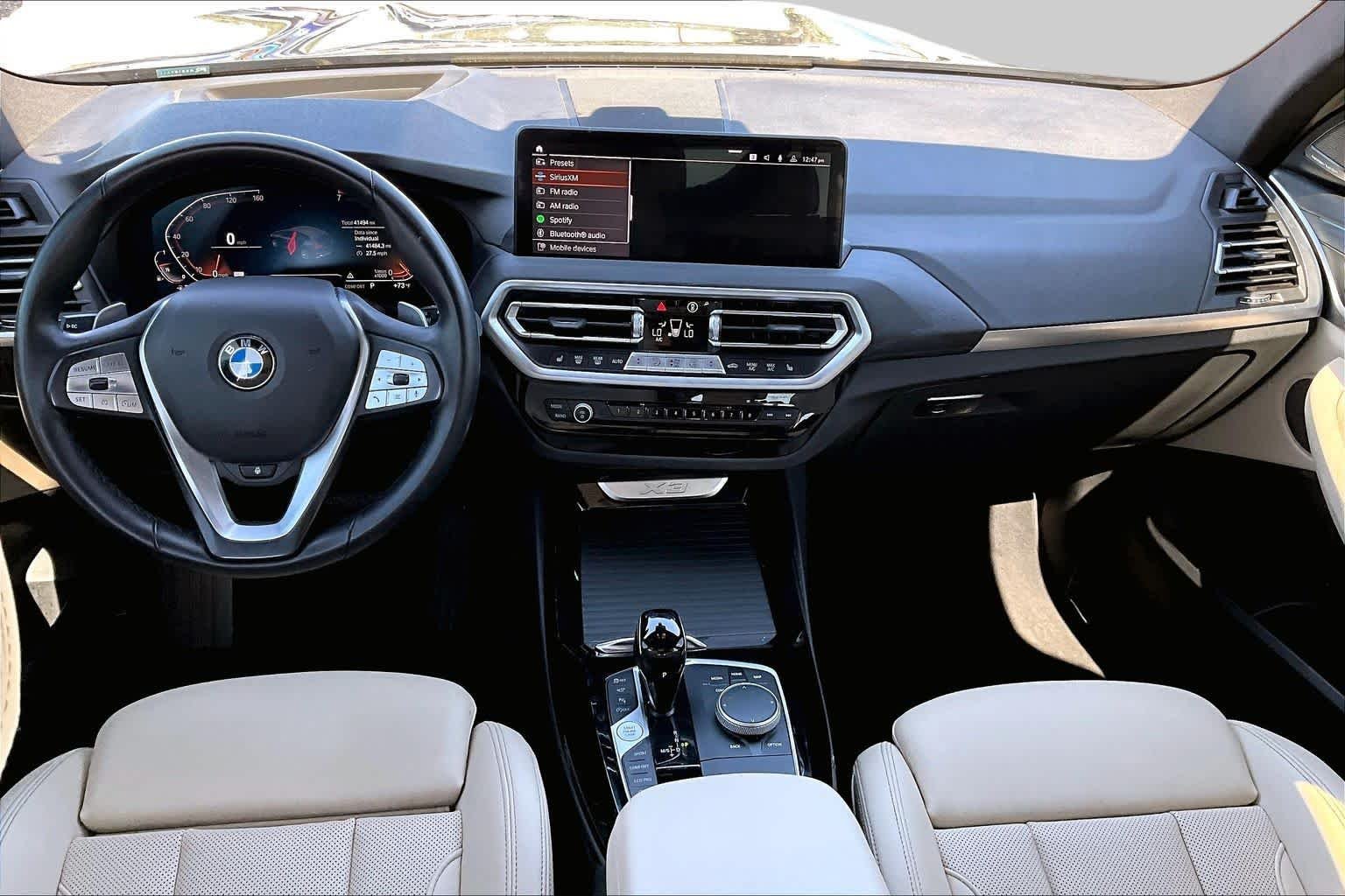 Used 2024 Dark Graphite Metallic BMW xDrive30i image 13
