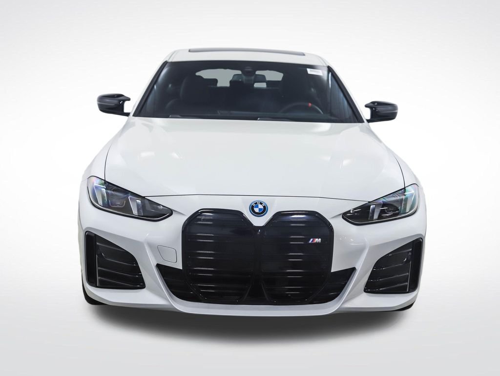 2025 BMW i4 M50 - Photo 8