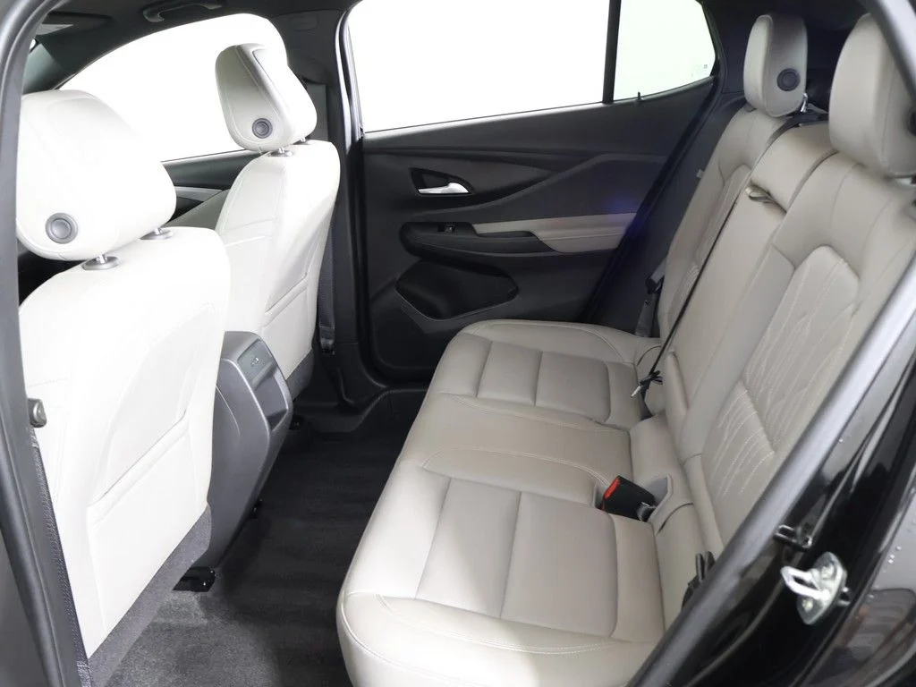 Used 2024 Black Buick Avenir image 34