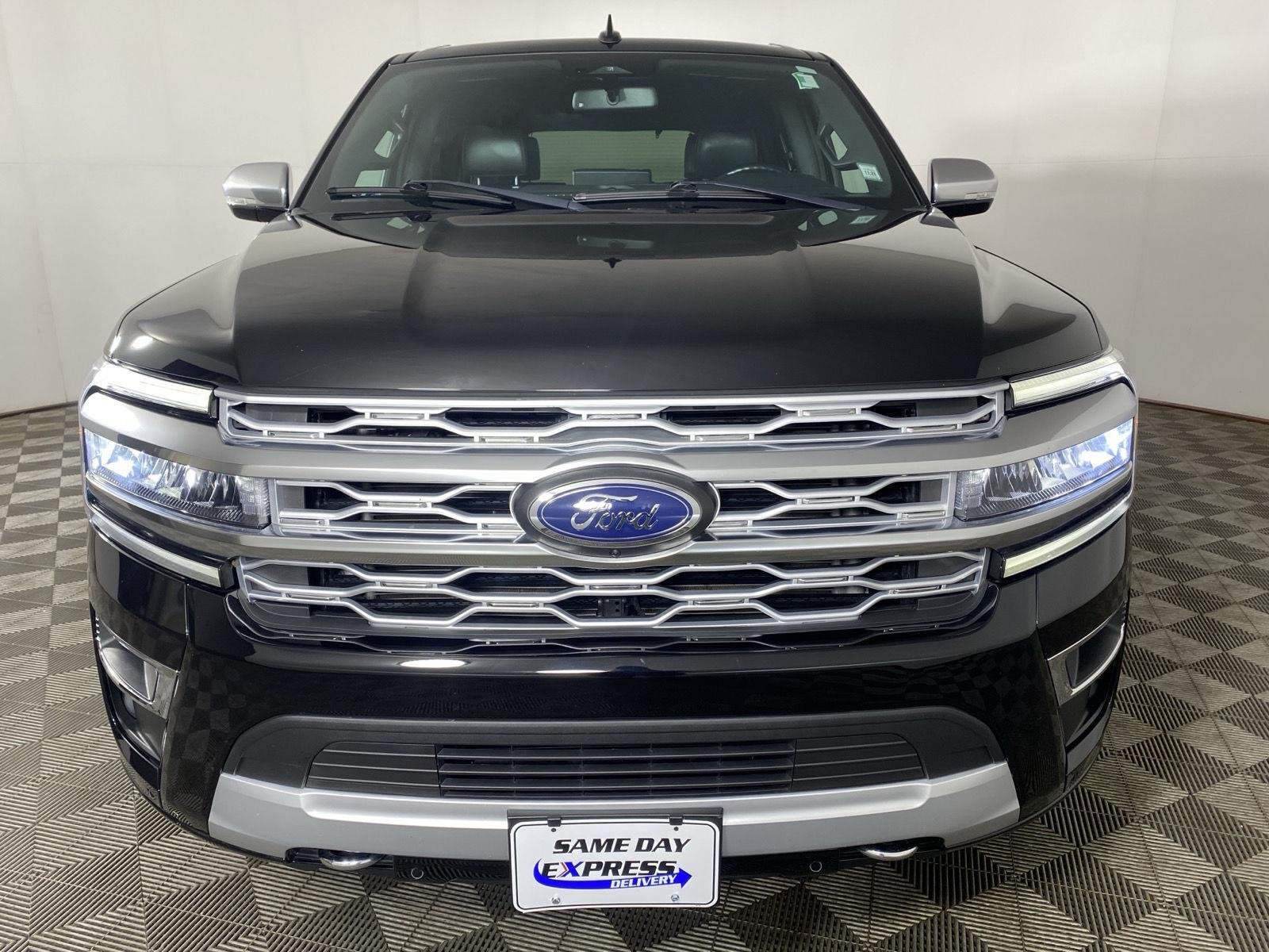 Used 2022 Agate Black Ford Platinum image 2