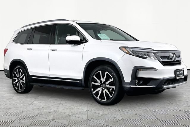 Used 2020  Honda Touring image 3