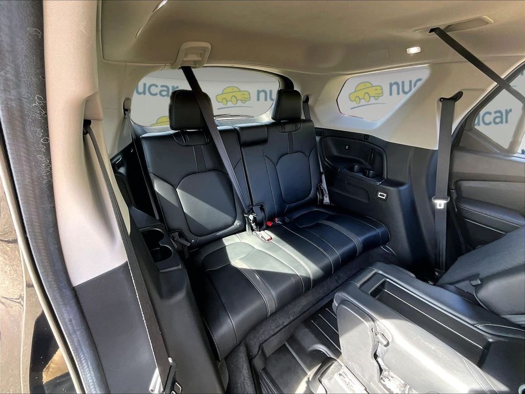 Used 2024 Black Honda EX-L image 17