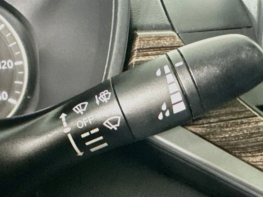 Used 2019 Gray Nissan 2.5 Platinum image 12
