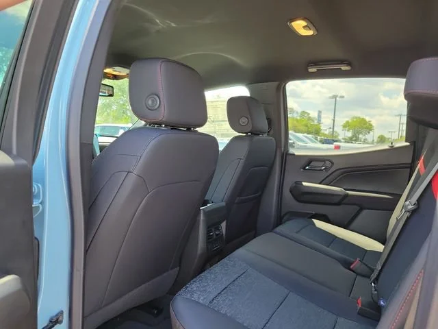 2026 Chevrolet Colorado Z71 - Photo 12