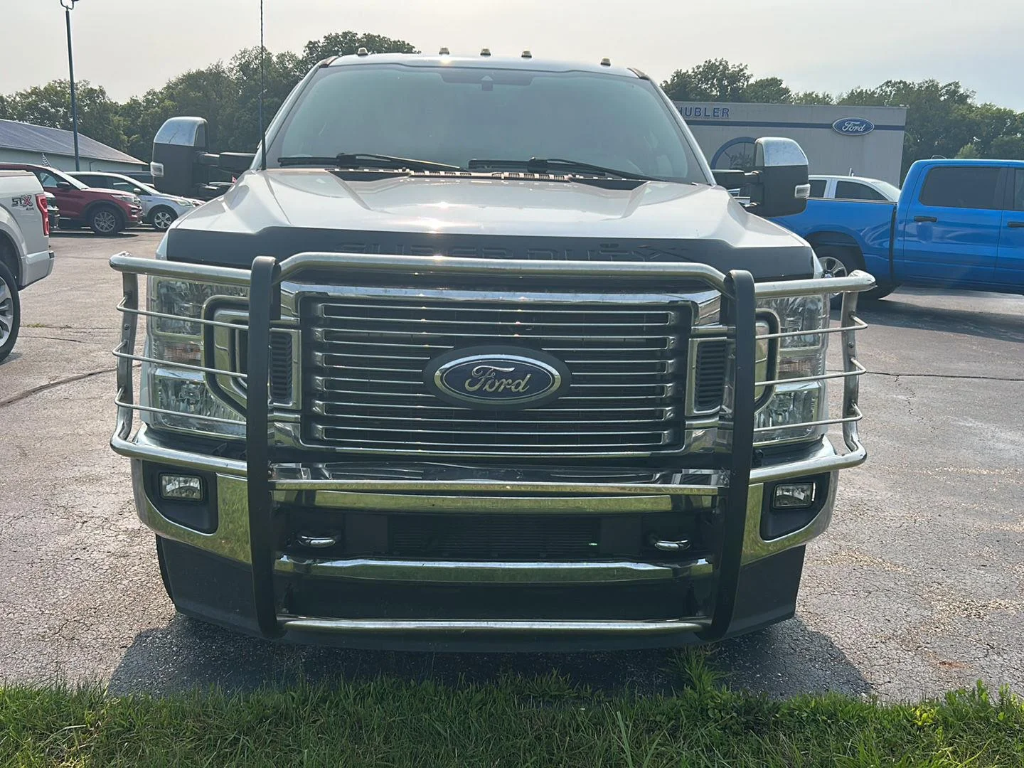 Used 2022 Oxford White Ford Lariat image 3