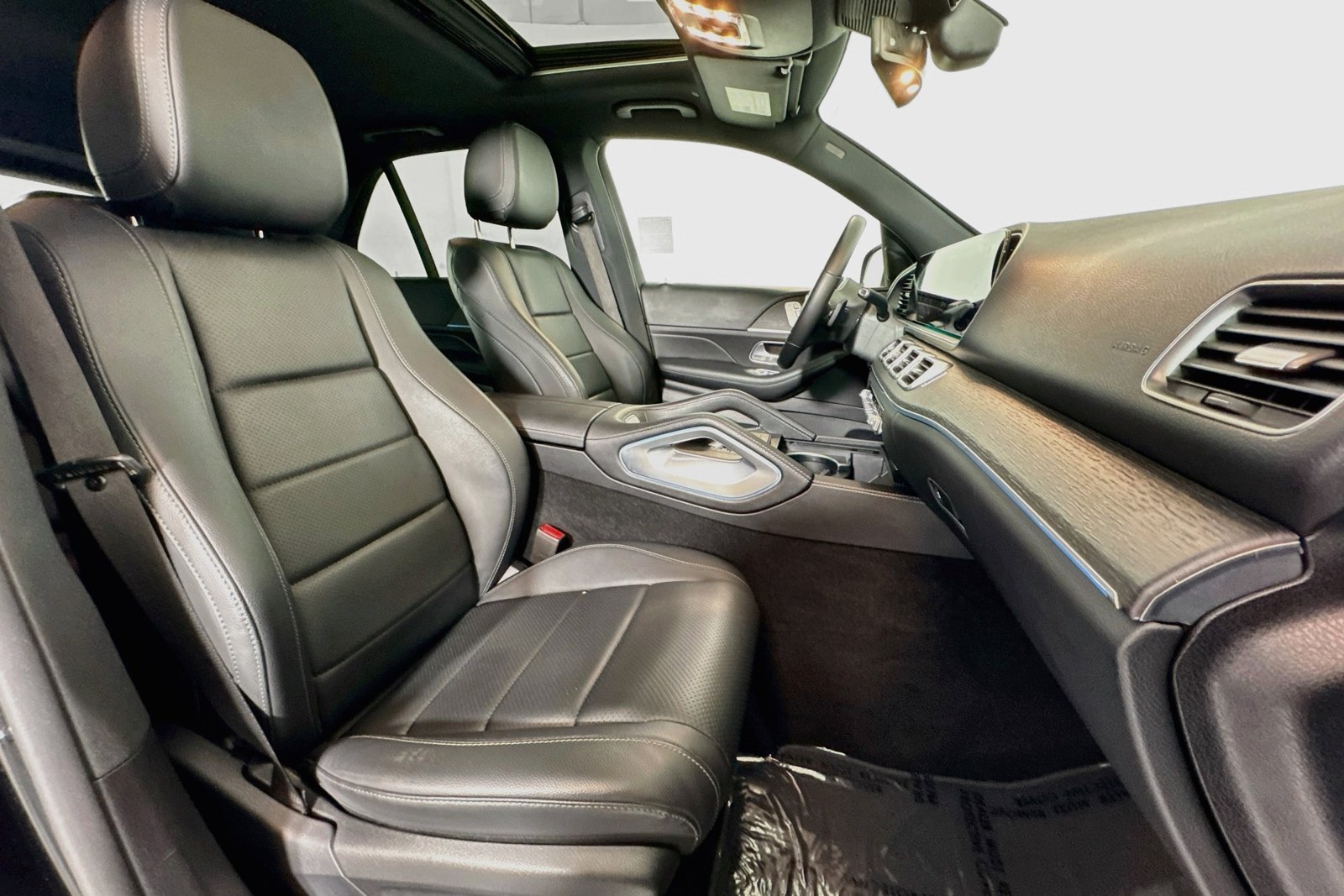 Used 2022 Black Mercedes-Benz GLE 350 image 27