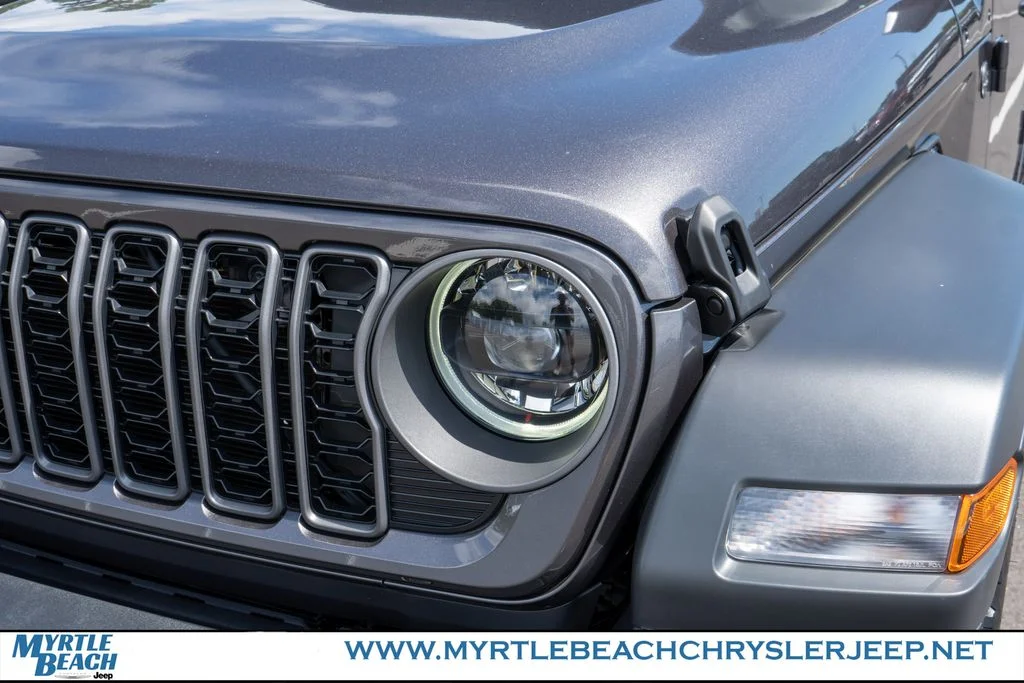 New 2026 Granite Crystal Metallic Clear-Coat Exterior Paint Jeep Sport S image 11
