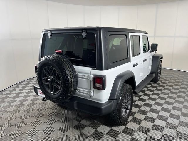 Used 2026 White Jeep Sport S image 7