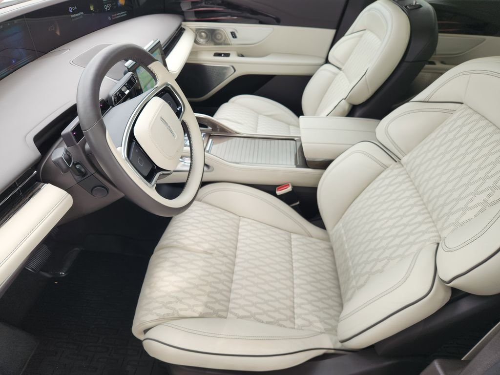 Used 2024 White Platinum Clearcoat Metallic Lincoln Black Label image 13